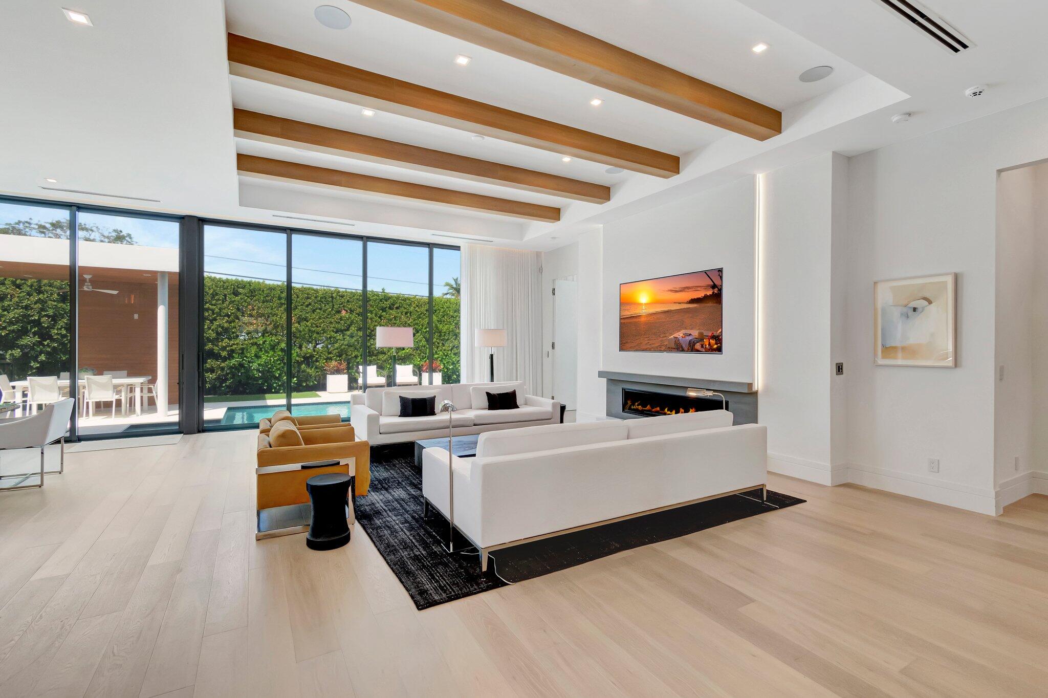 811 Granada Drive