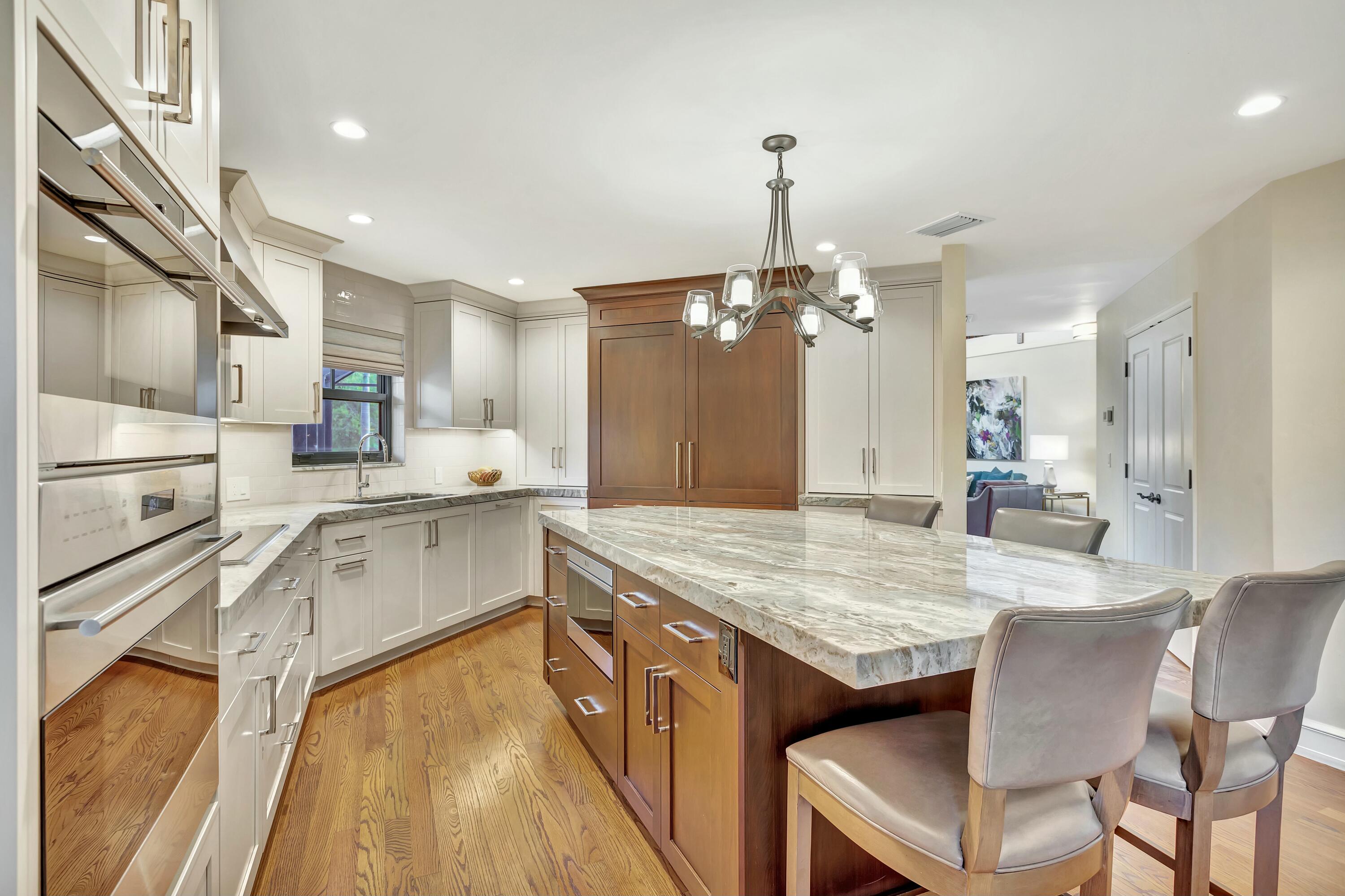 761 SW 87th Terrace