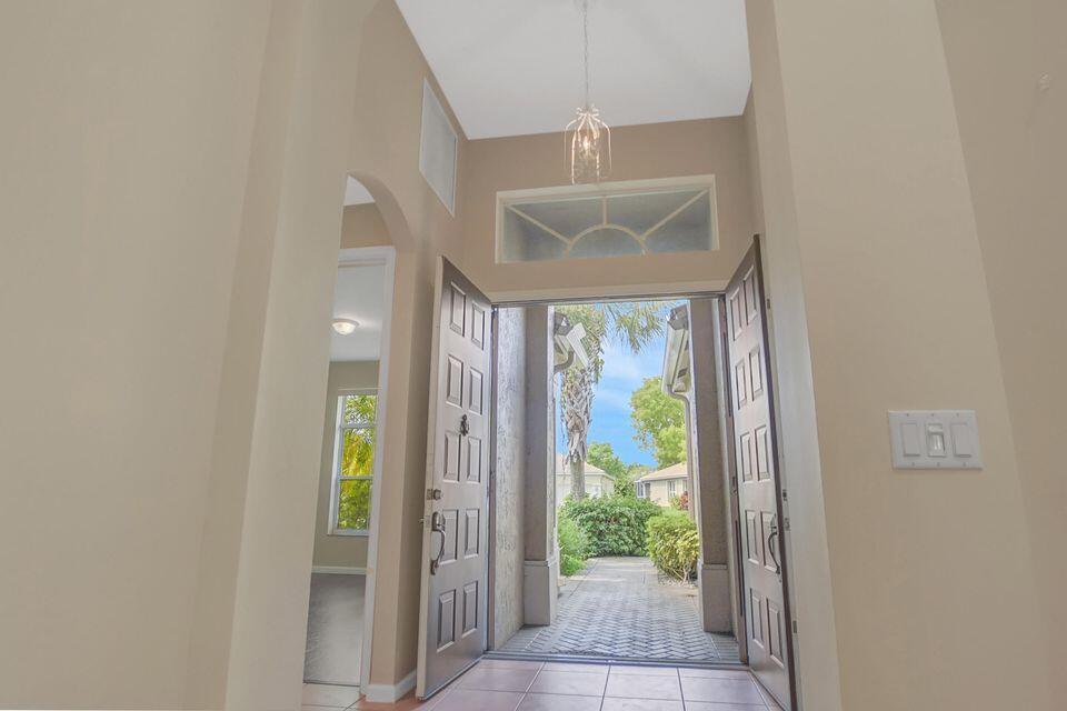 6731 Southport Drive W