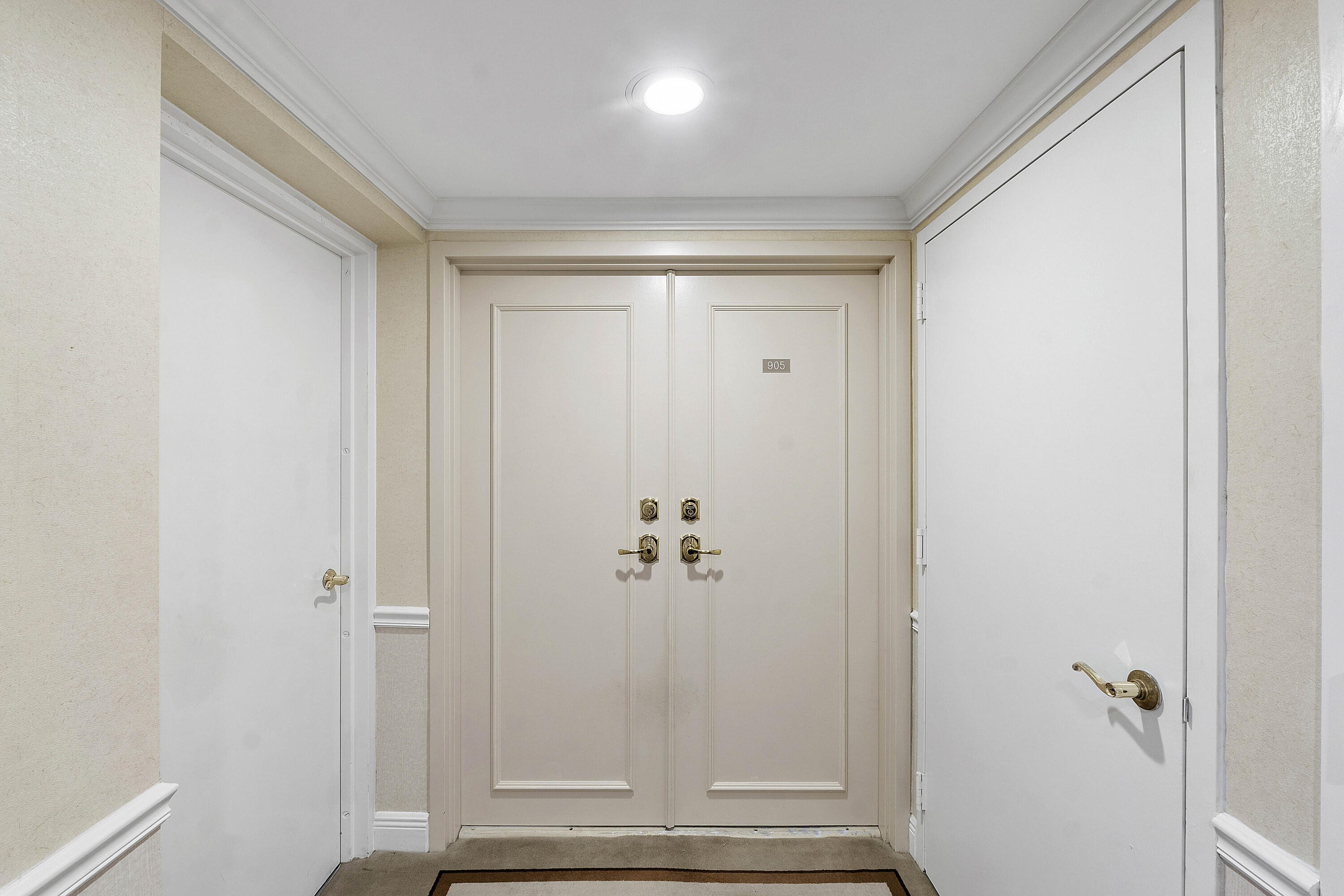 2917 S Ocean Boulevard 905