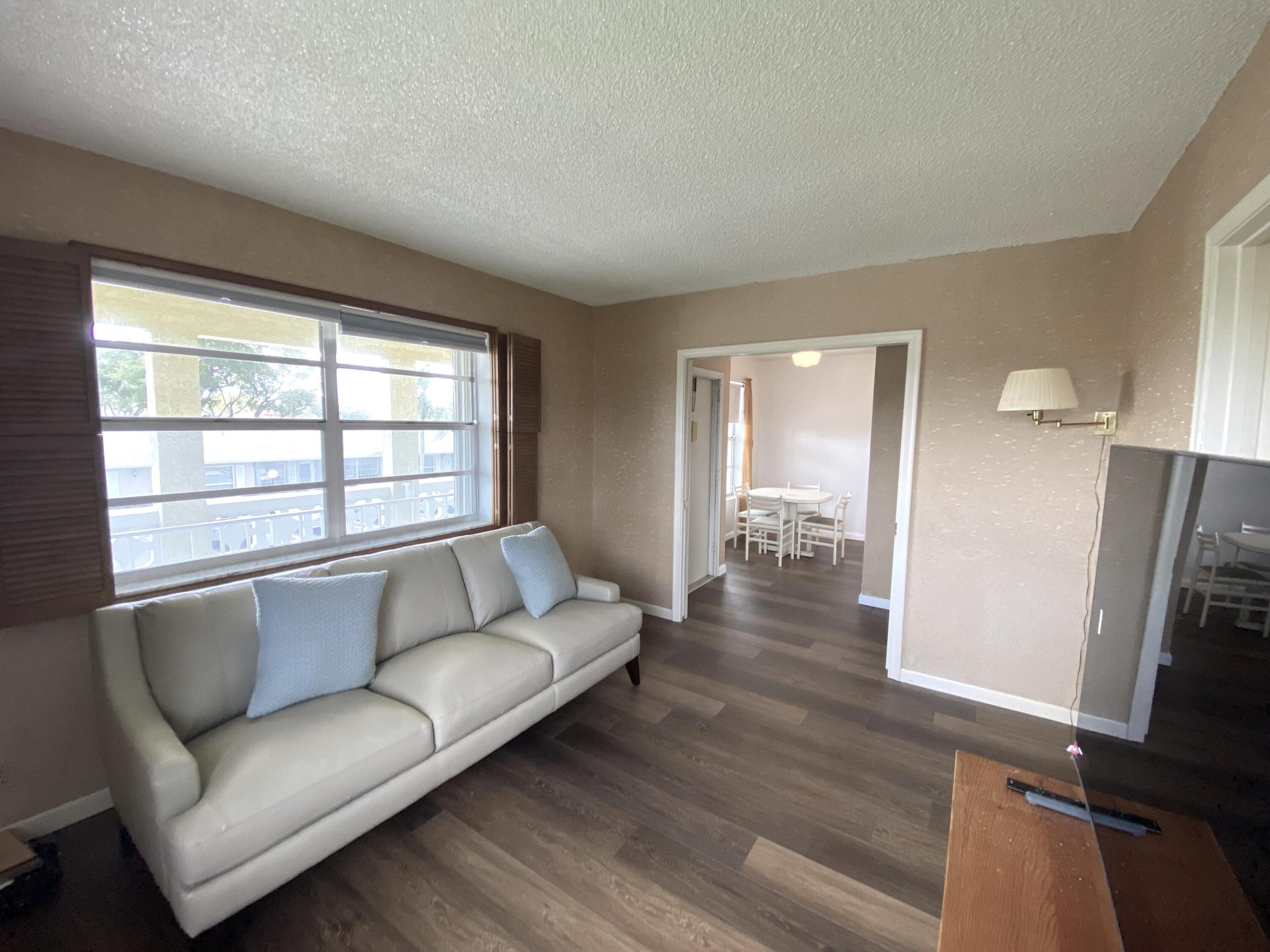 1121 Cactus Terrace 204