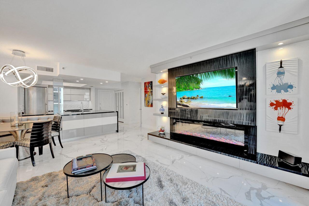 99 SE Mizner Boulevard 835