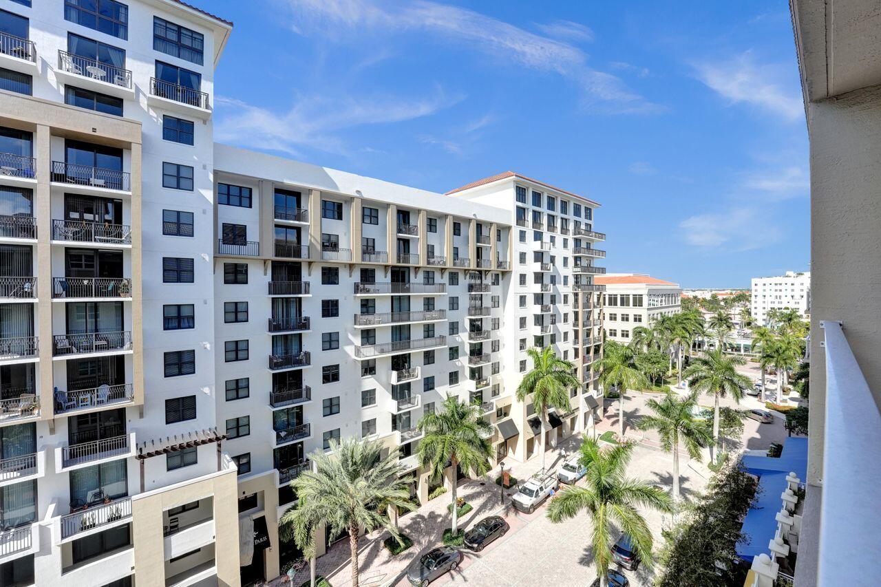 99 SE Mizner Boulevard 835