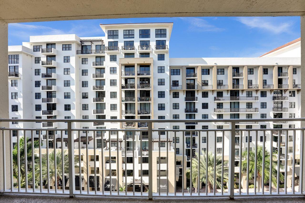 99 SE Mizner Boulevard 835