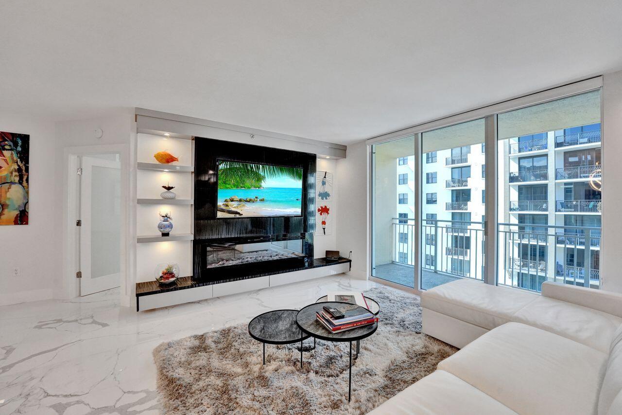 99 SE Mizner Boulevard 835