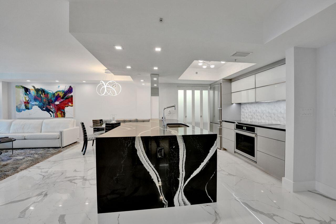 99 SE Mizner Boulevard 835