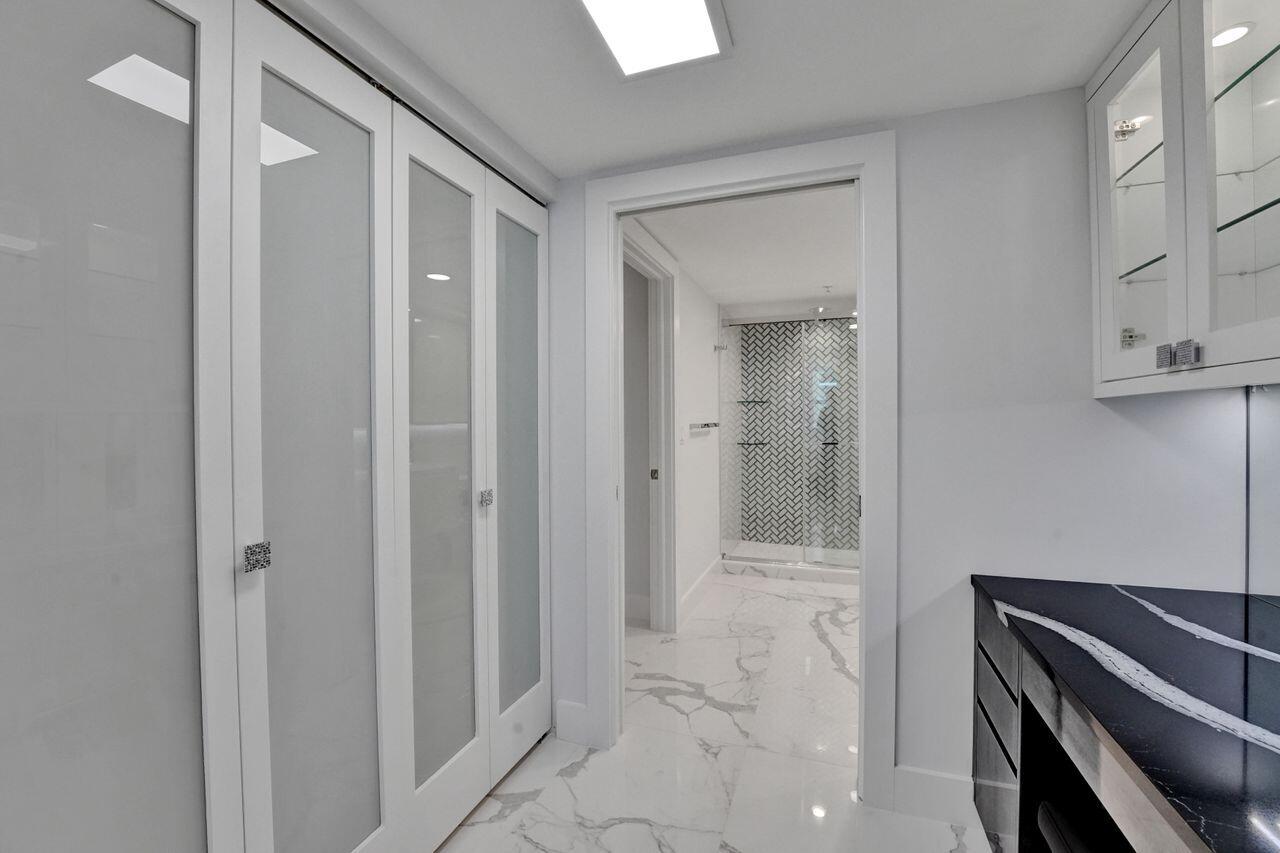 99 SE Mizner Boulevard 835