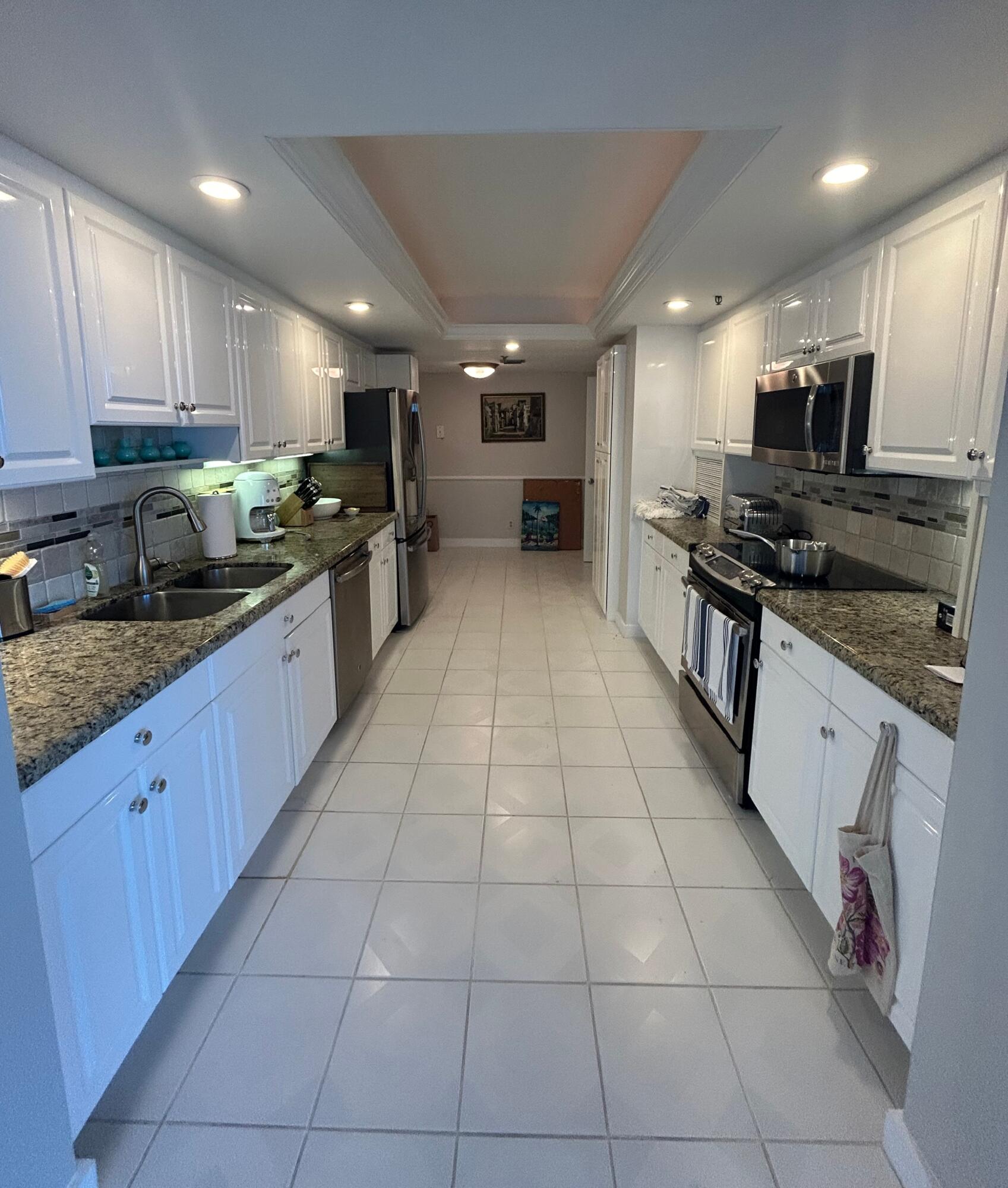 2917 S Ocean Boulevard 404