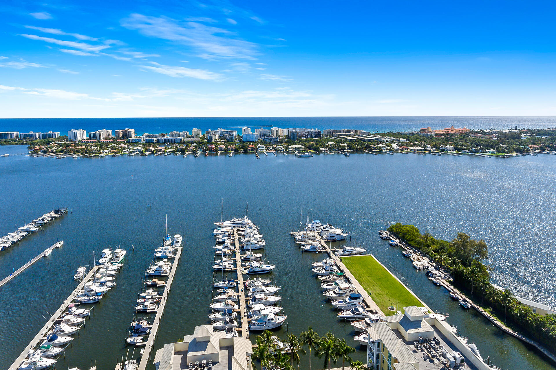 806 E Windward Way 321