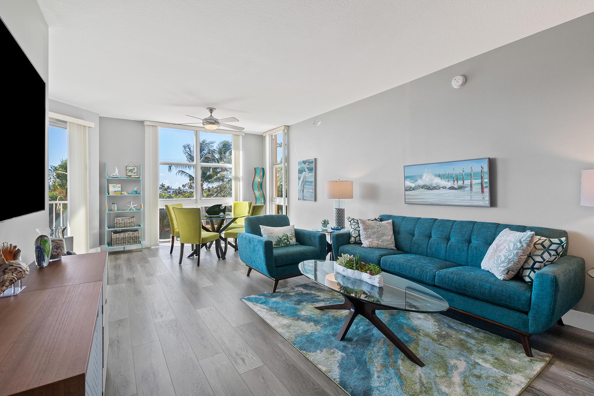 806 E Windward Way 321