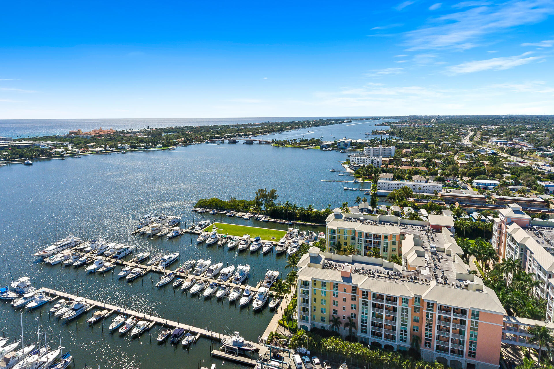 806 E Windward Way 321