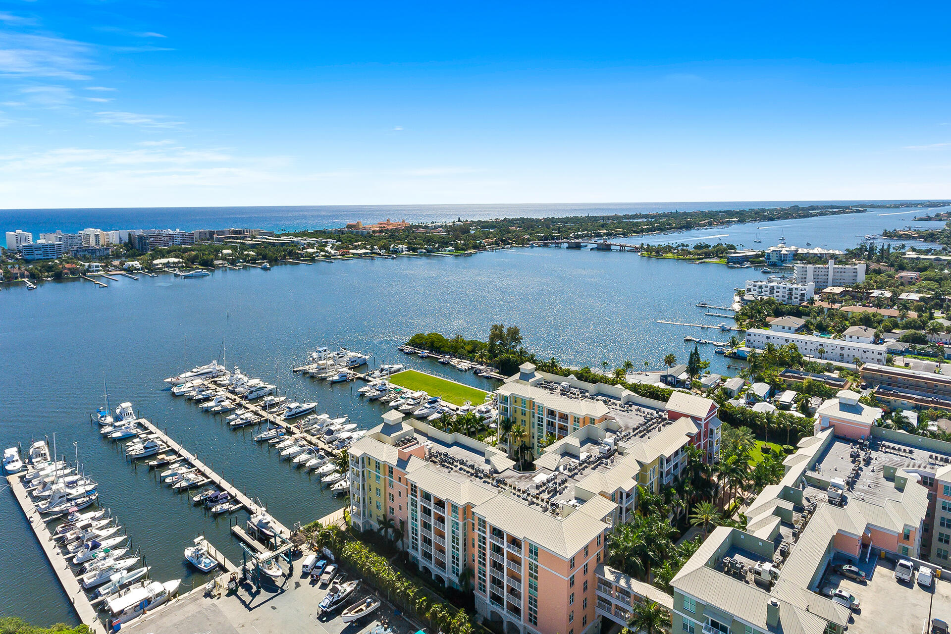 806 E Windward Way 321