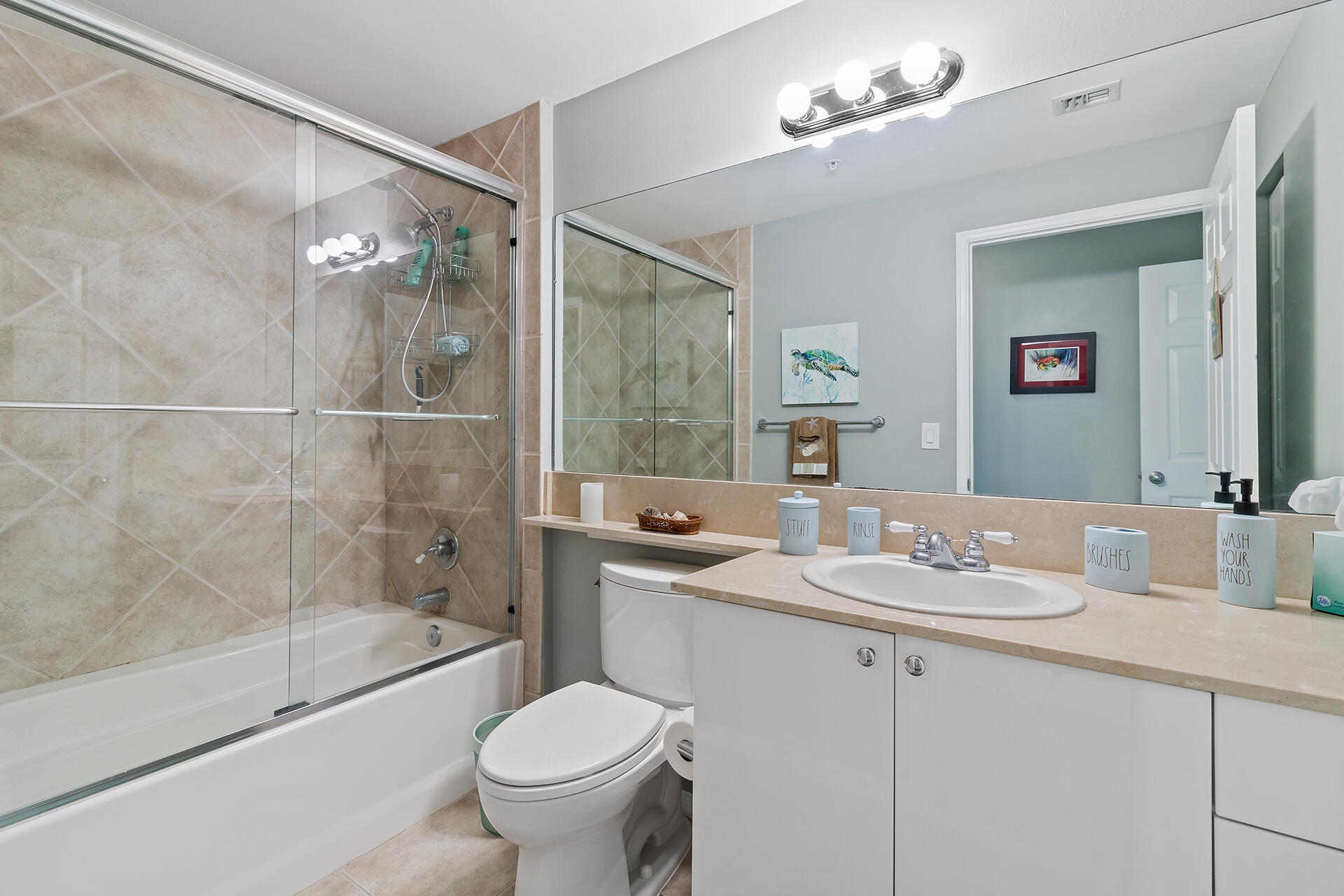 806 E Windward Way 321