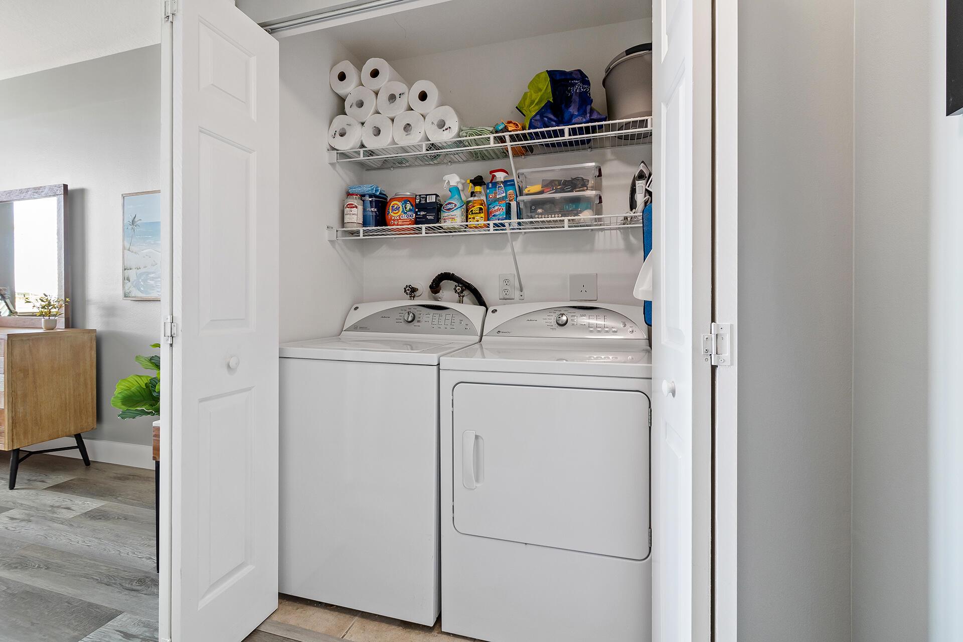 806 E Windward Way 321