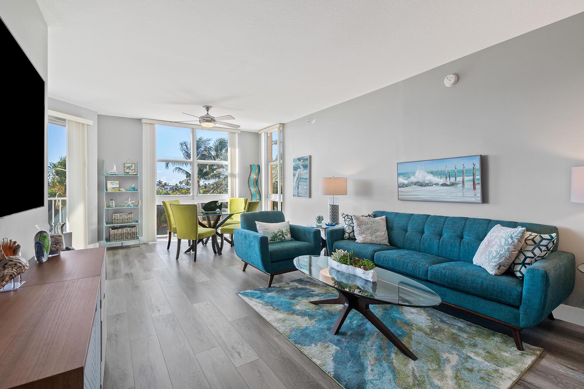 806 E Windward Way 321