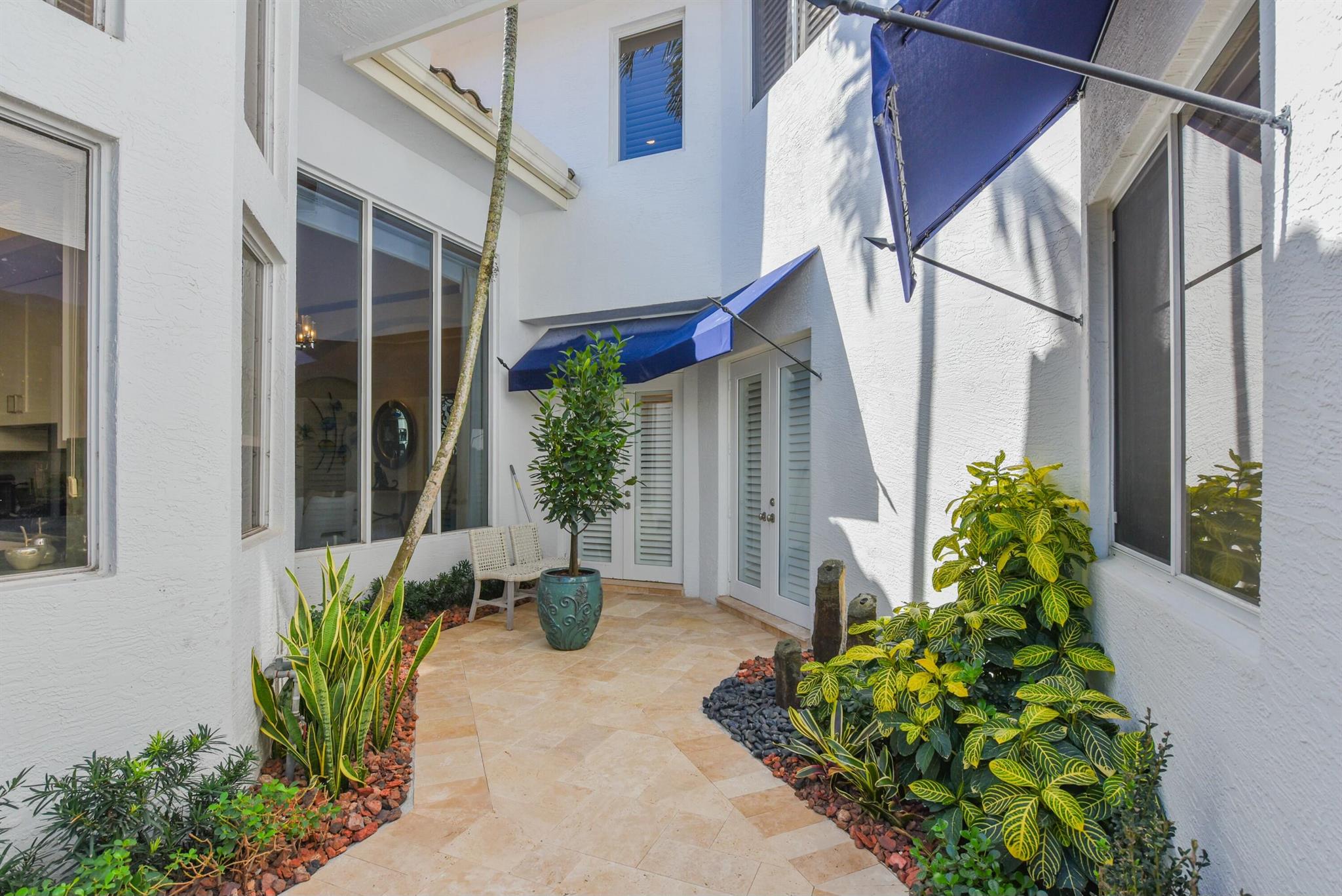 147 Thatch Palm Cove