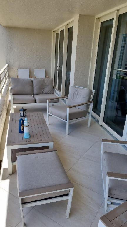 4101 N Ocean Boulevard 902