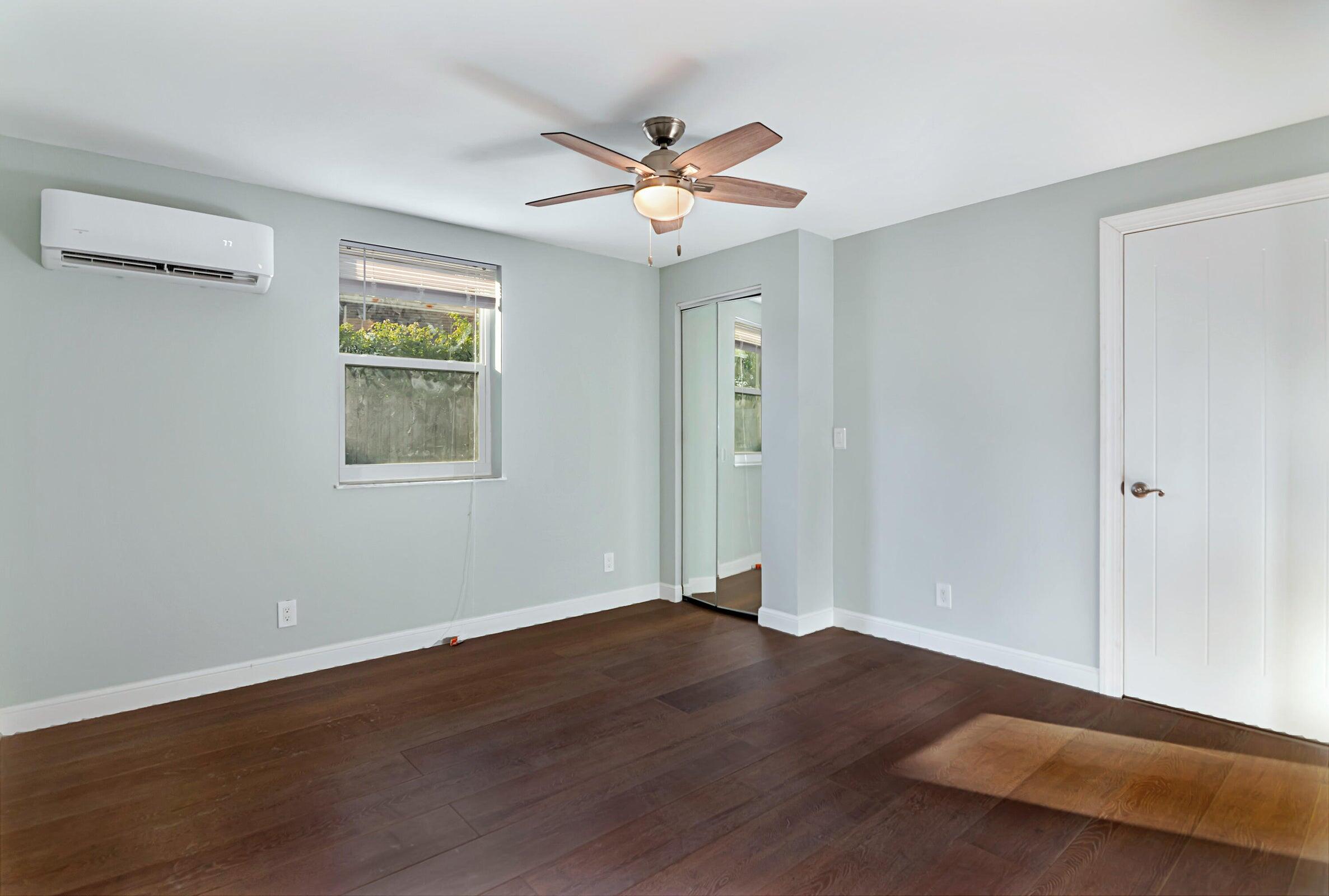 959 SW 18th Street W