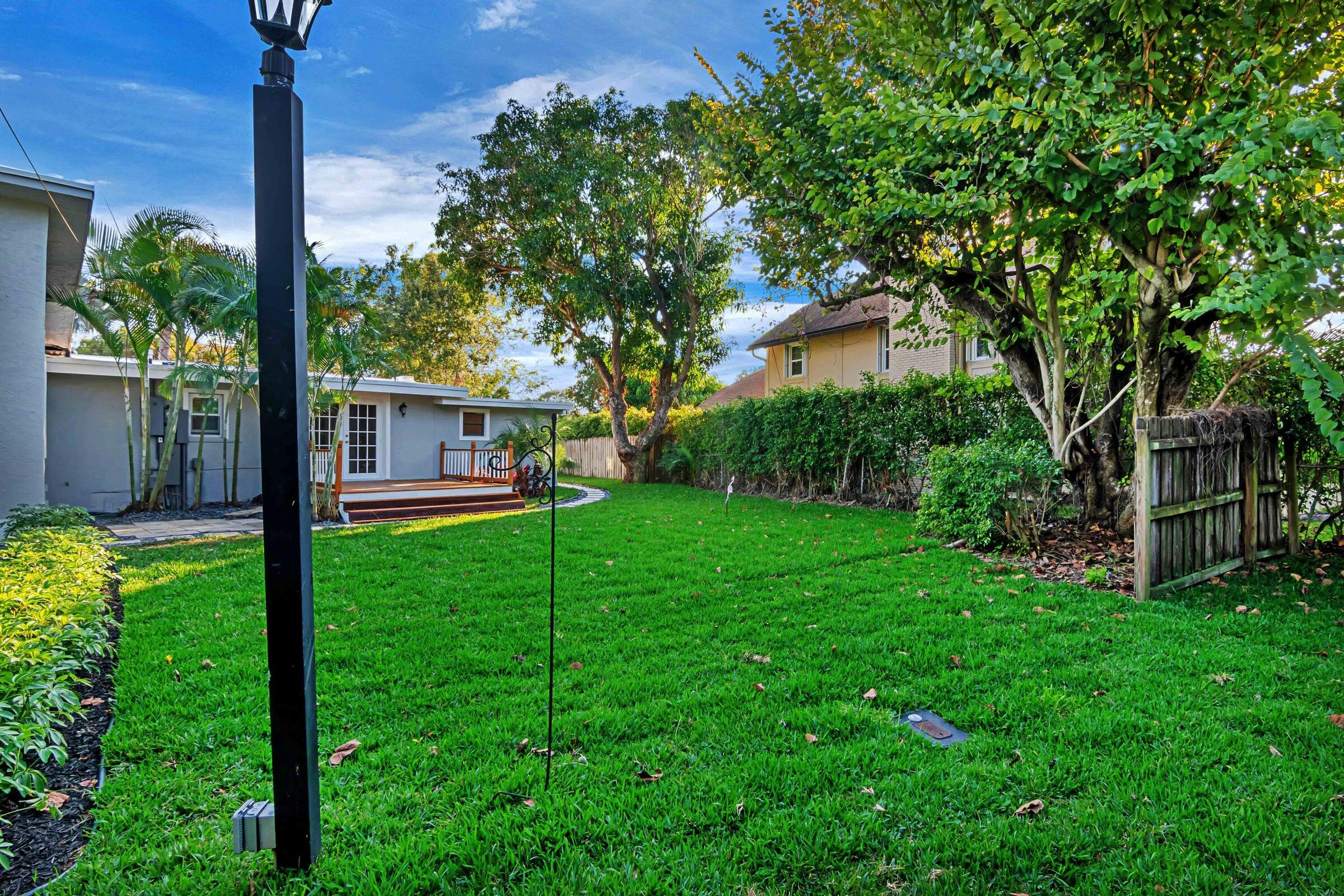 959 SW 18th Street W