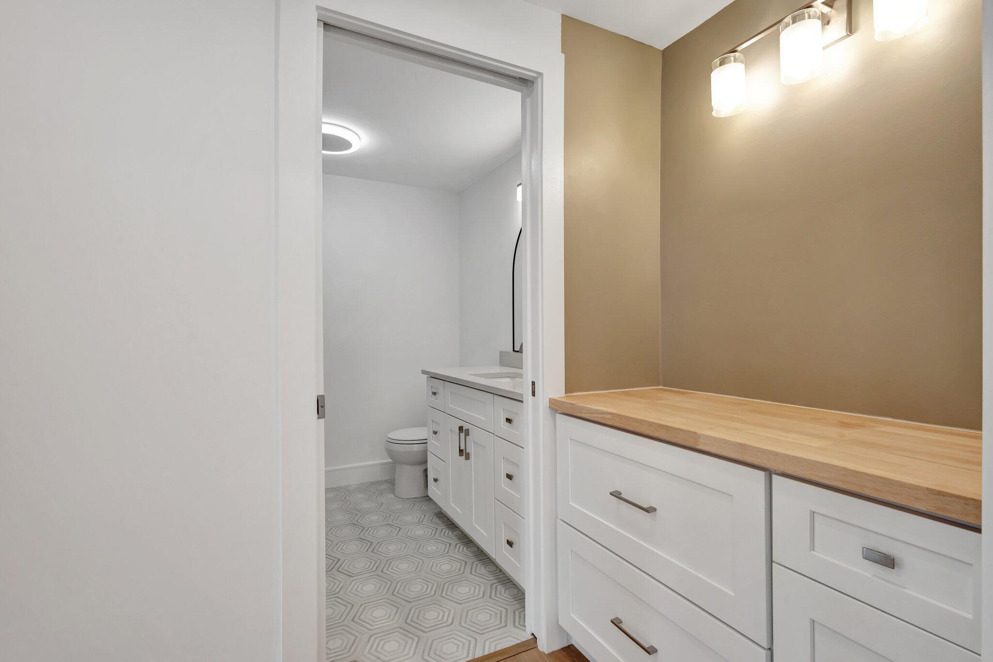 3849 Beresford Road W