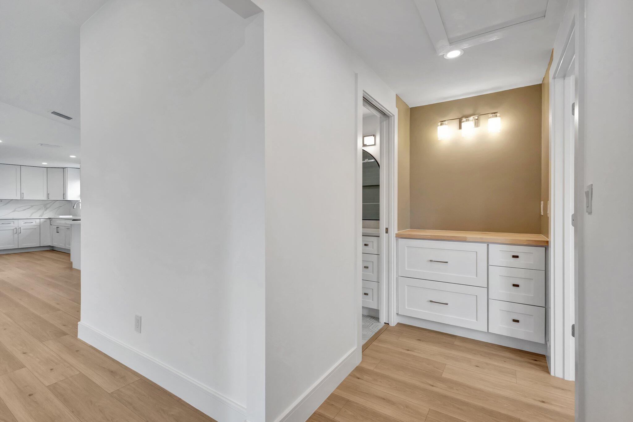 3849 Beresford Road W