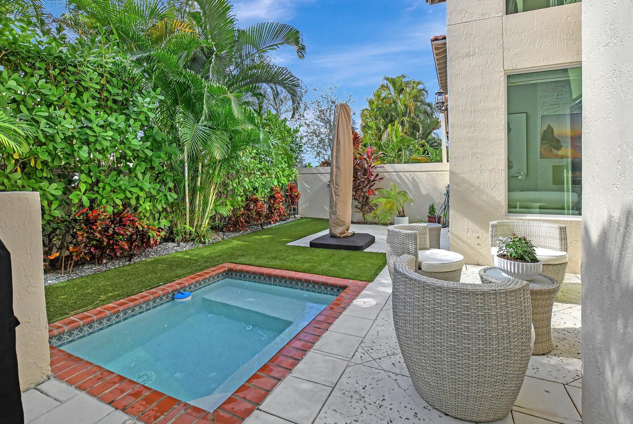 2530 NW 52nd Street