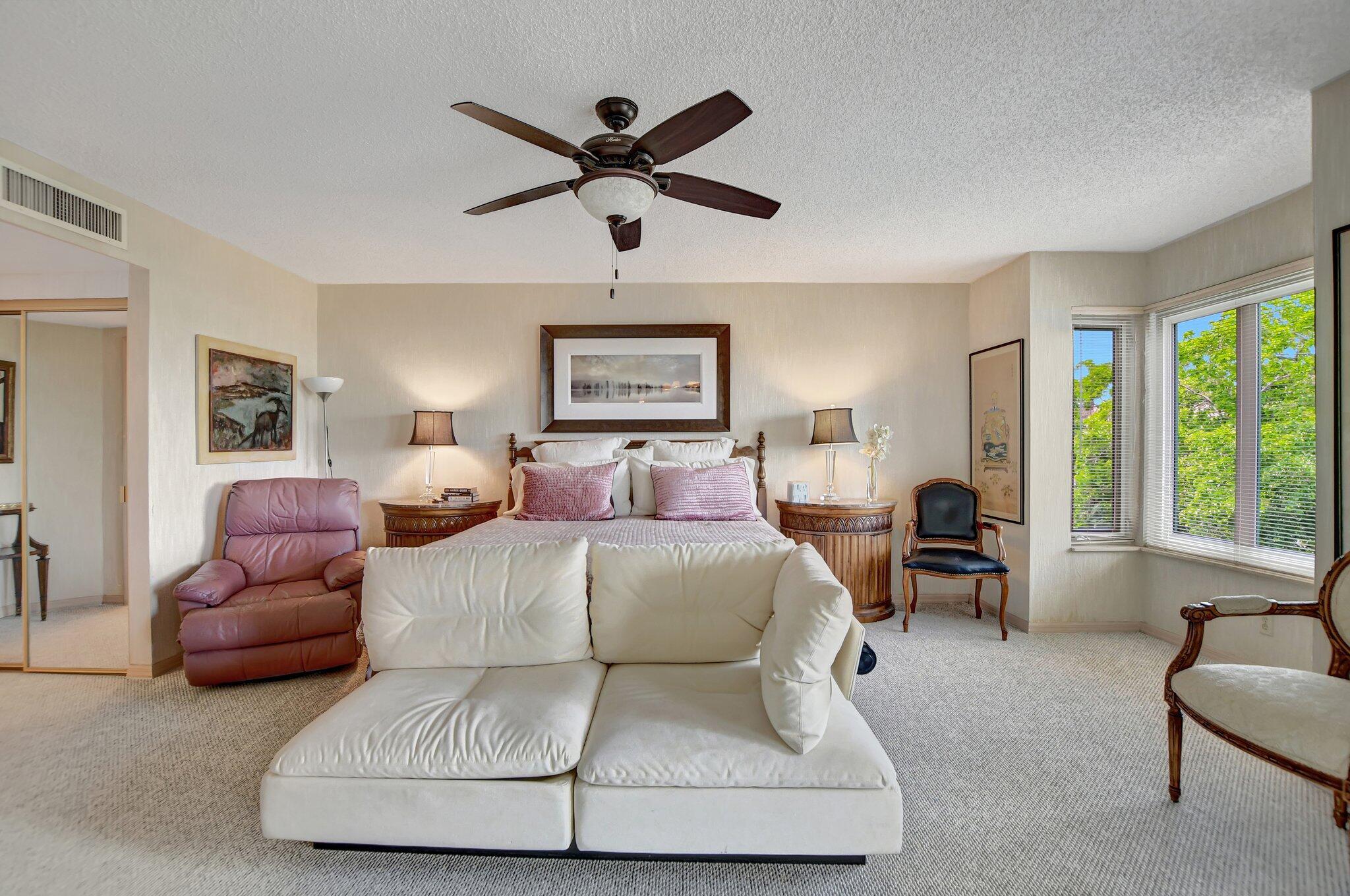 100 SE 5th Ph 4 Avenue 504