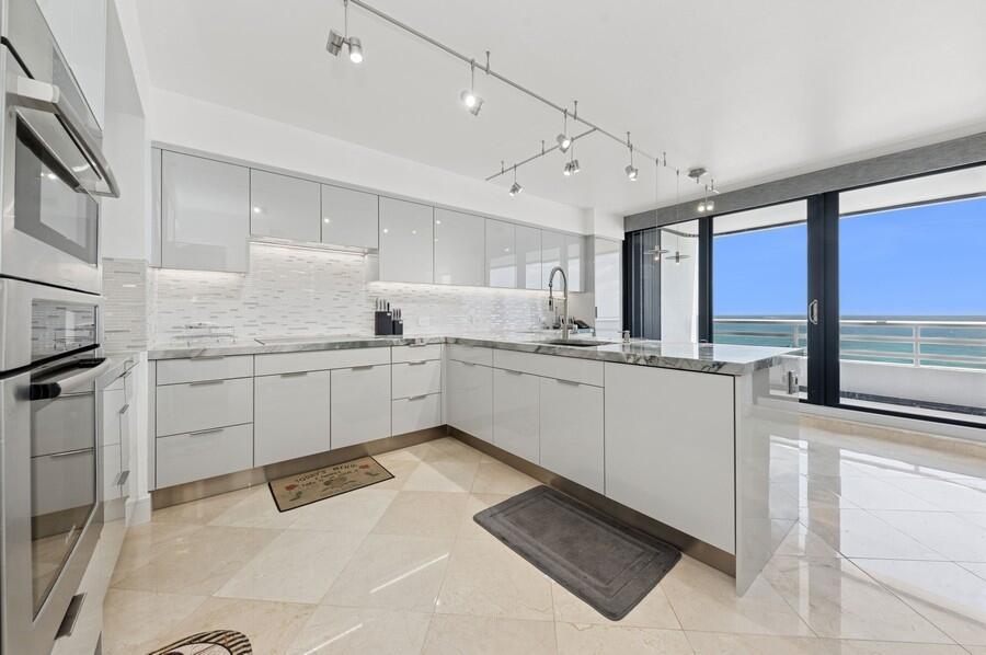 1400 S Ocean Boulevard 1004