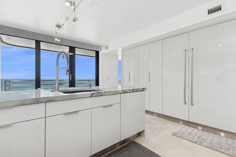 1400 S Ocean Boulevard 1004