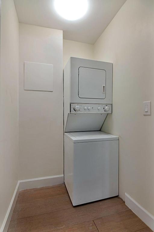 959 SW 18th Street E