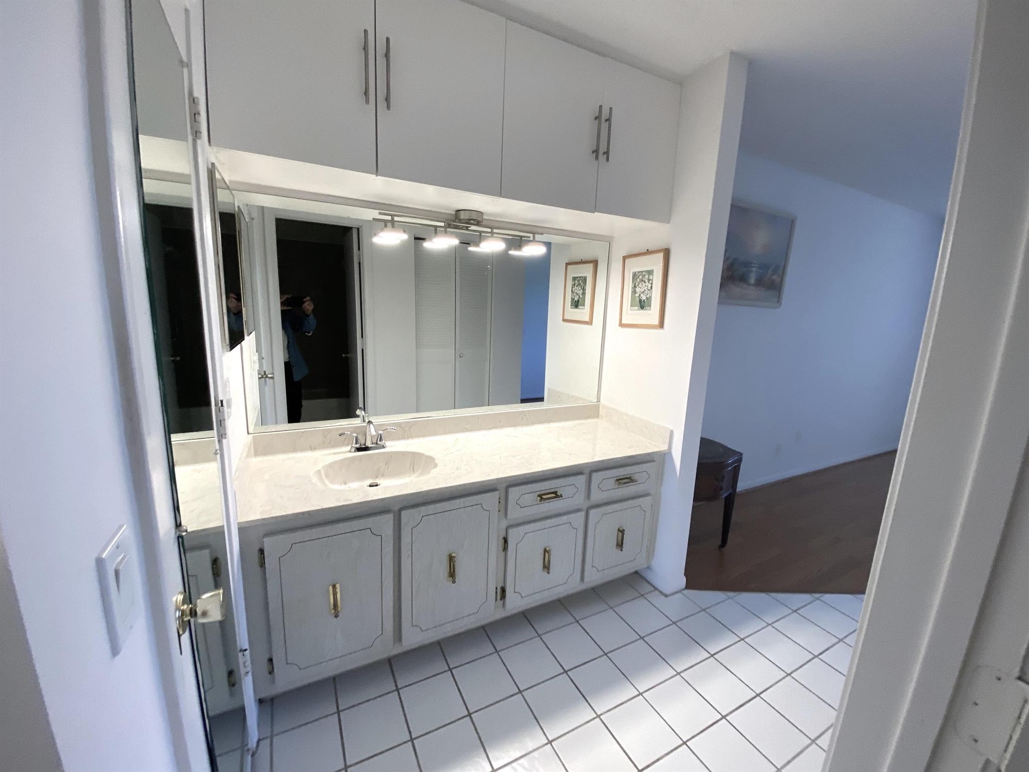 1120 Mahogany Way 203