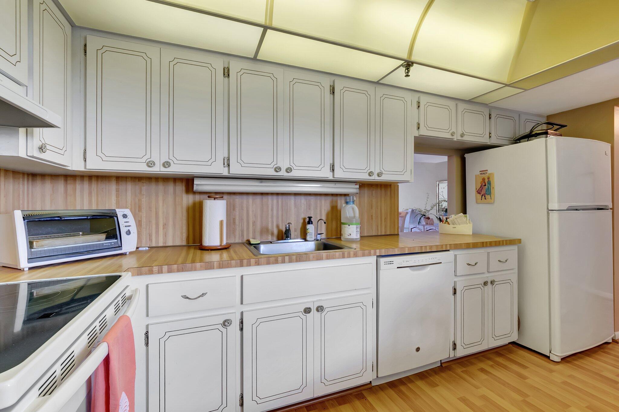 6400 NW 2nd Avenue 518