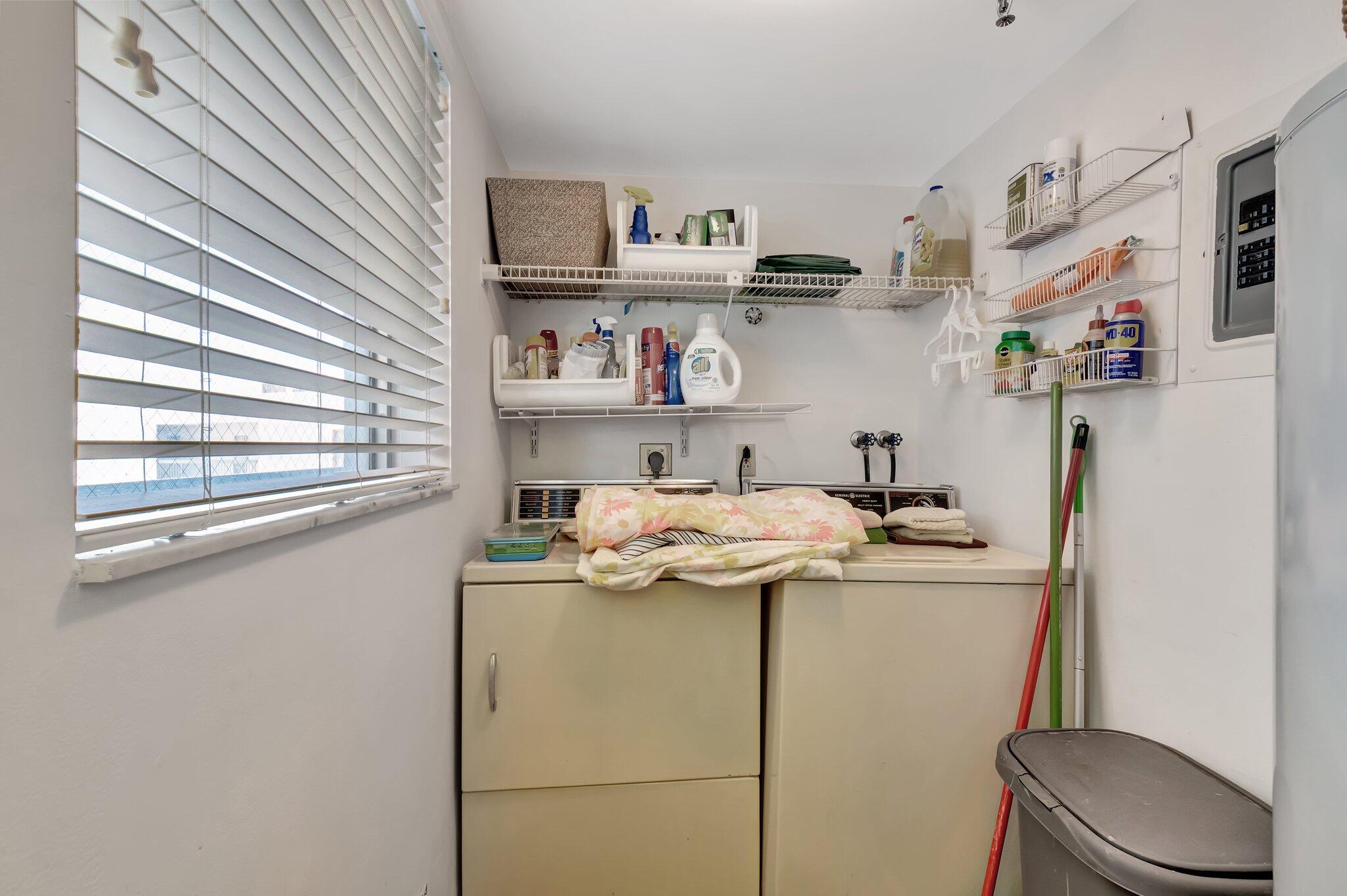 6400 NW 2nd Avenue 518