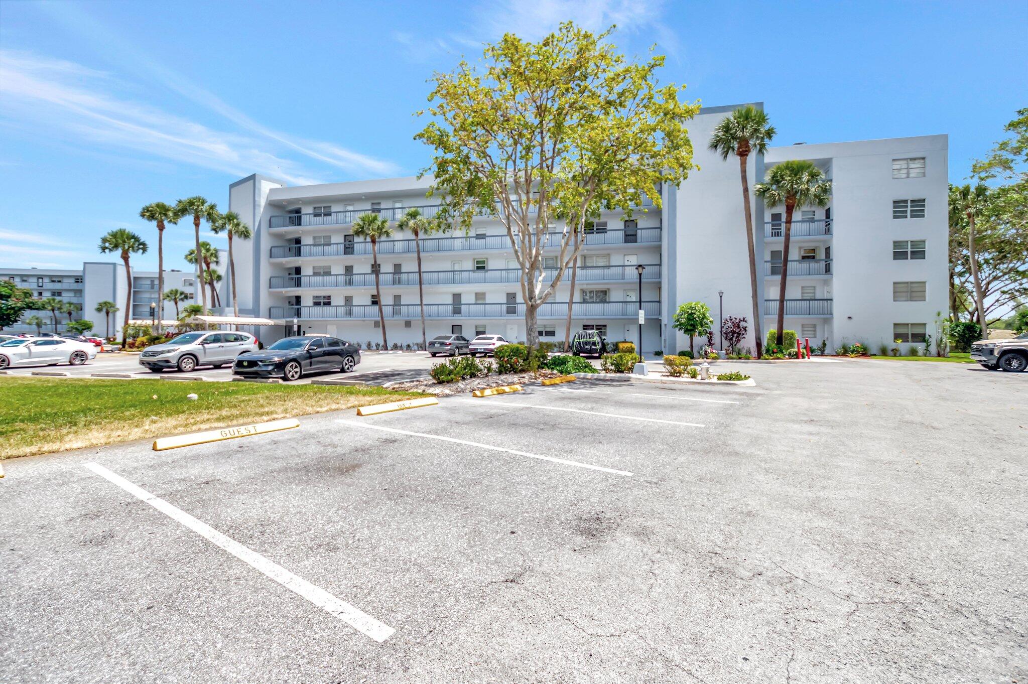 6400 NW 2nd Avenue 518