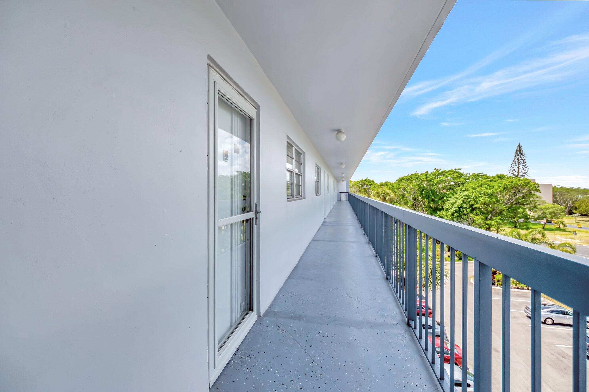 6400 NW 2nd Avenue 518