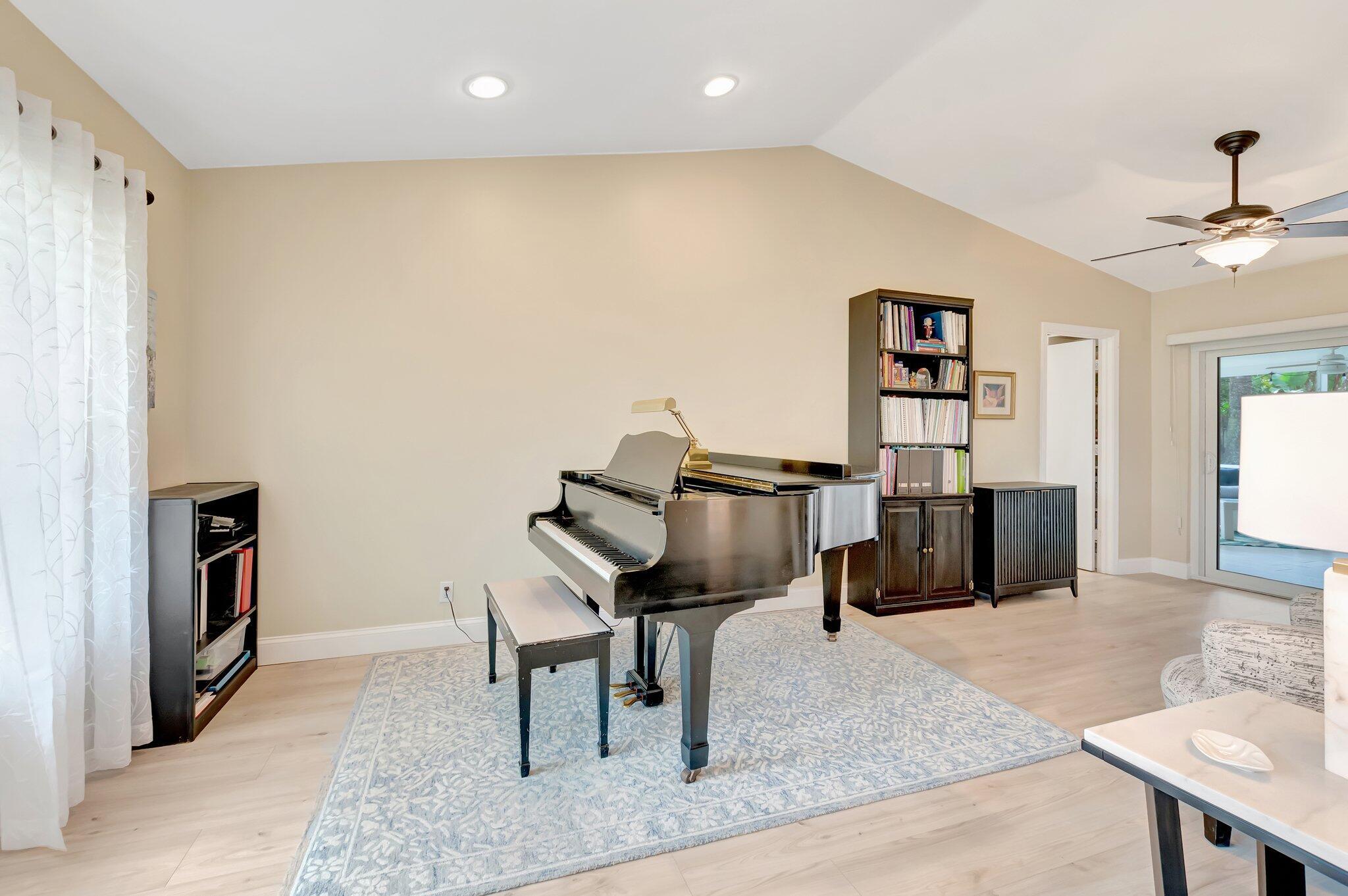 11390 Chipmunk Drive