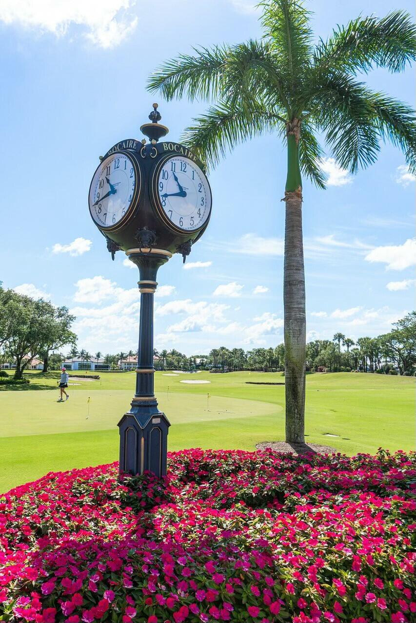 4800 Bocaire Boulevard