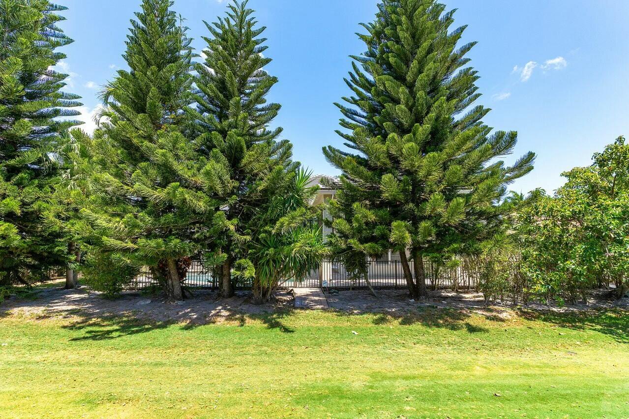 4800 Bocaire Boulevard