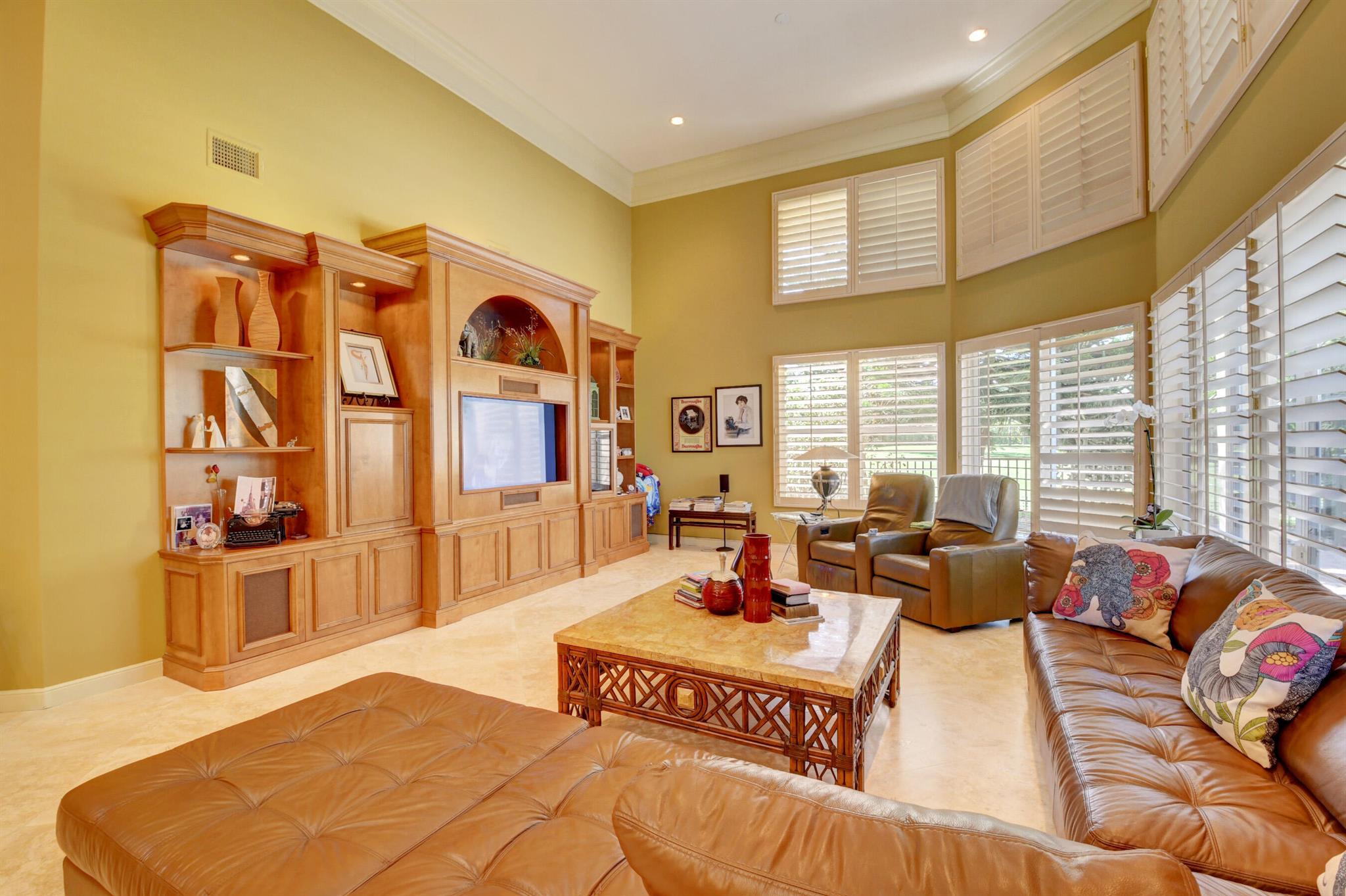 4800 Bocaire Boulevard