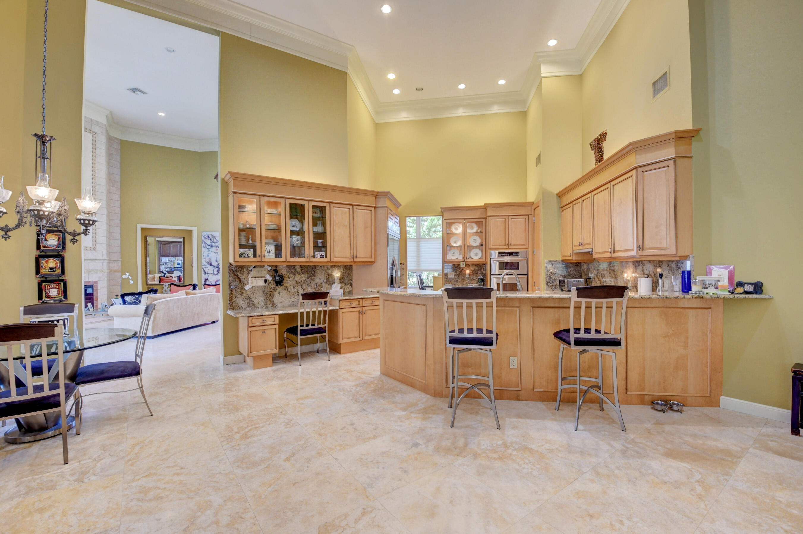 4800 Bocaire Boulevard