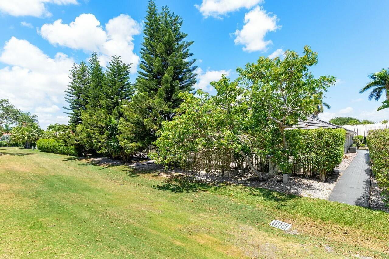 4800 Bocaire Boulevard