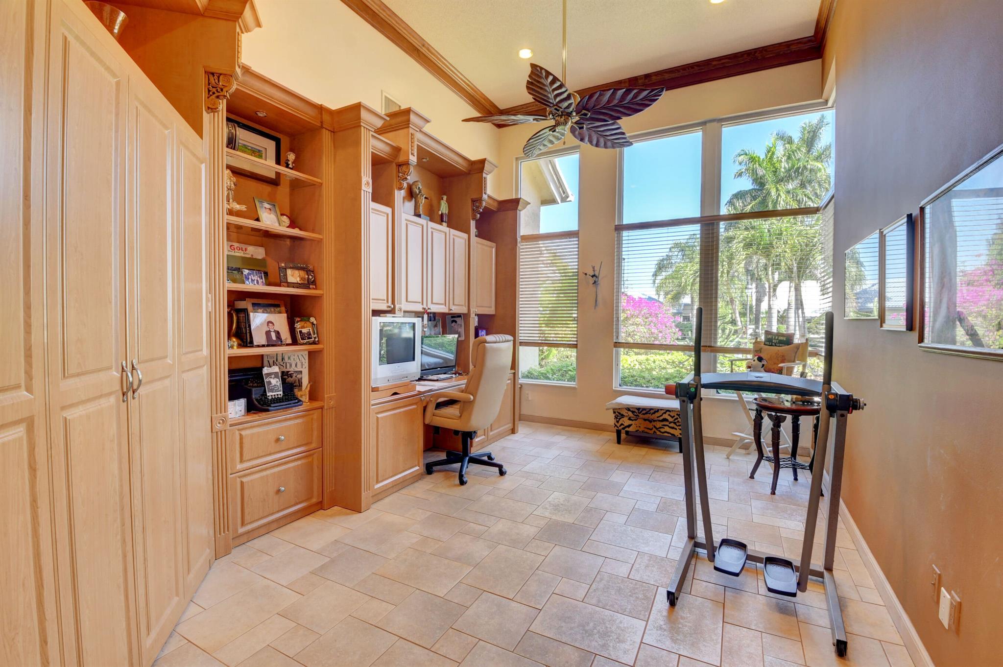 4800 Bocaire Boulevard