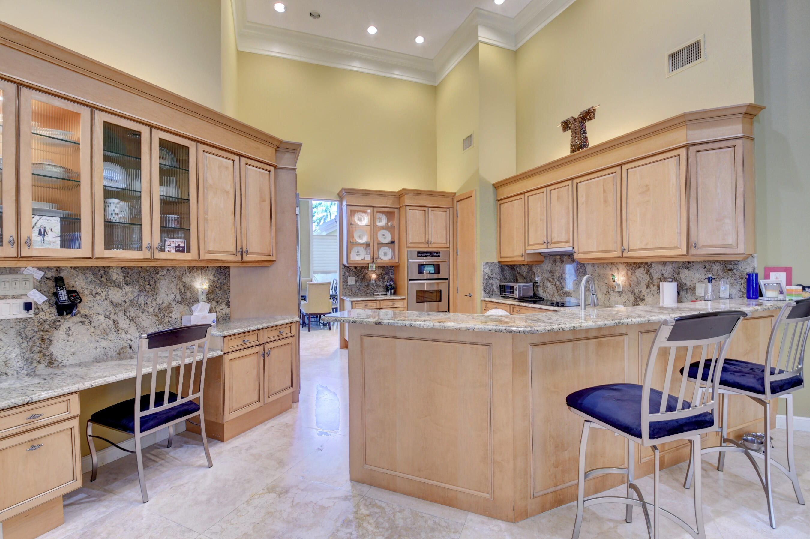 4800 Bocaire Boulevard