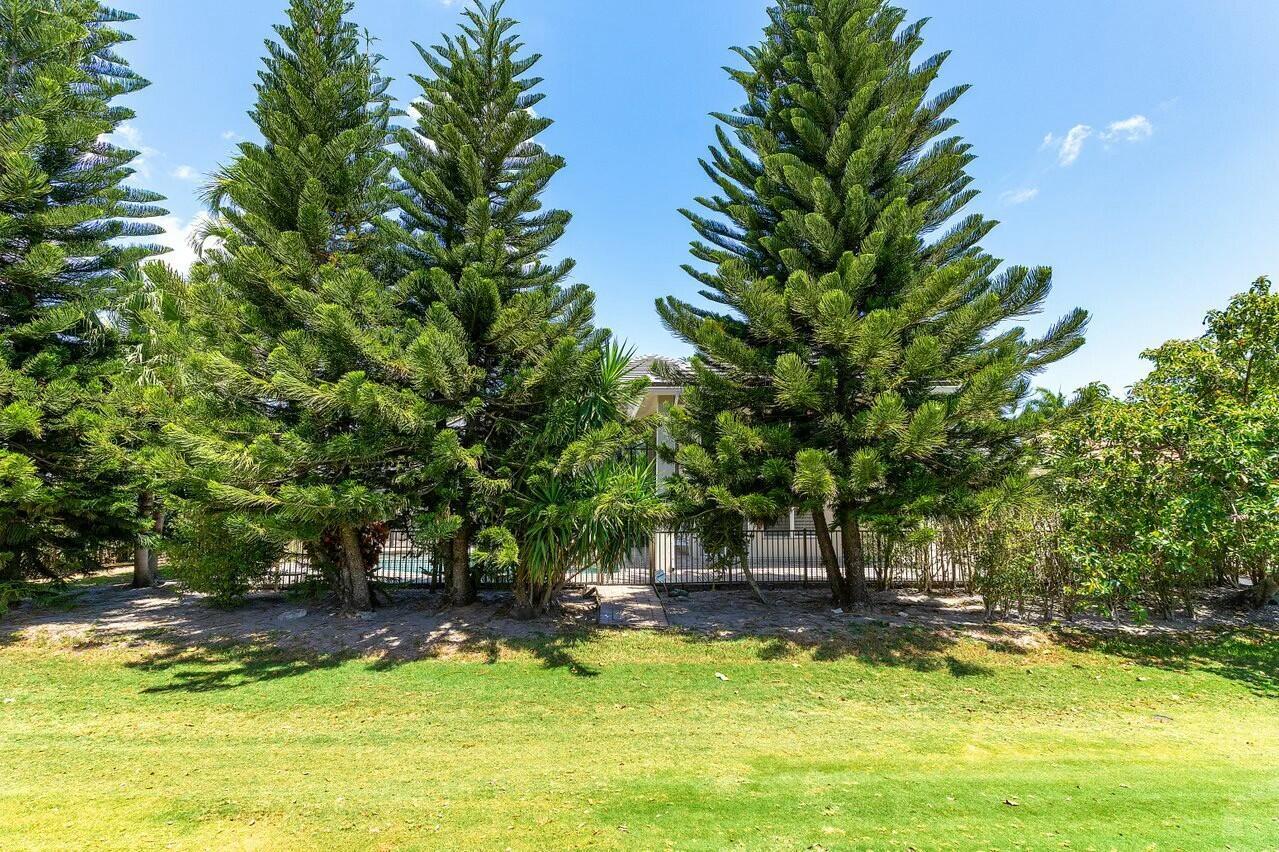 4800 Bocaire Boulevard