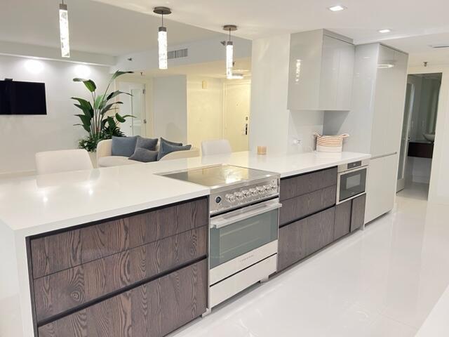 2917 S Ocean Boulevard S 403