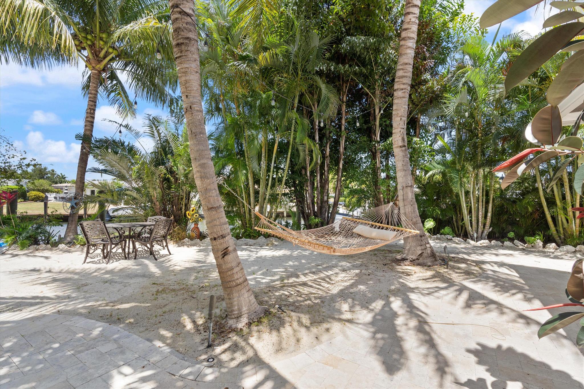 2311 NE Ne 47 St Street