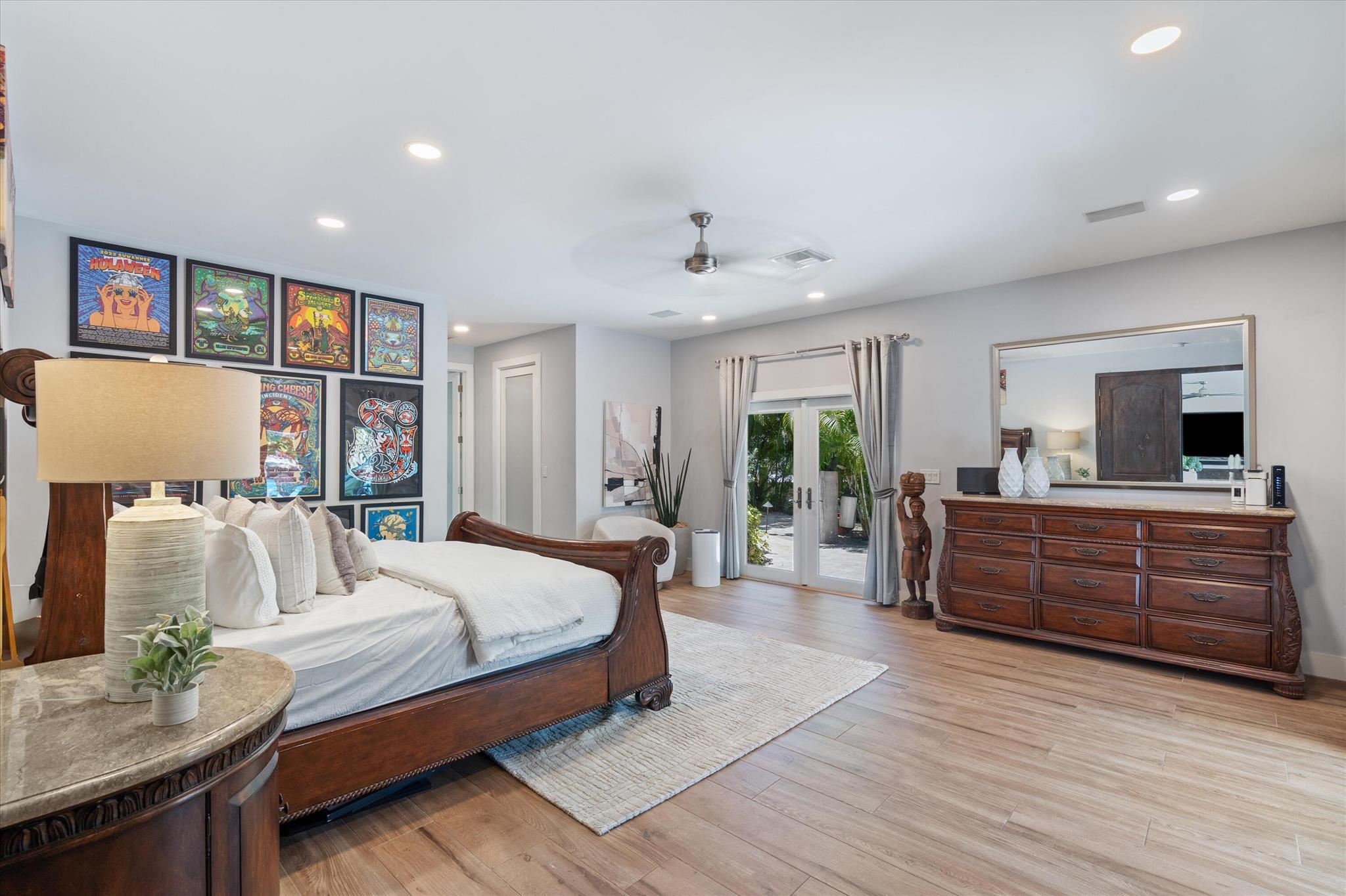 2311 NE Ne 47 St Street