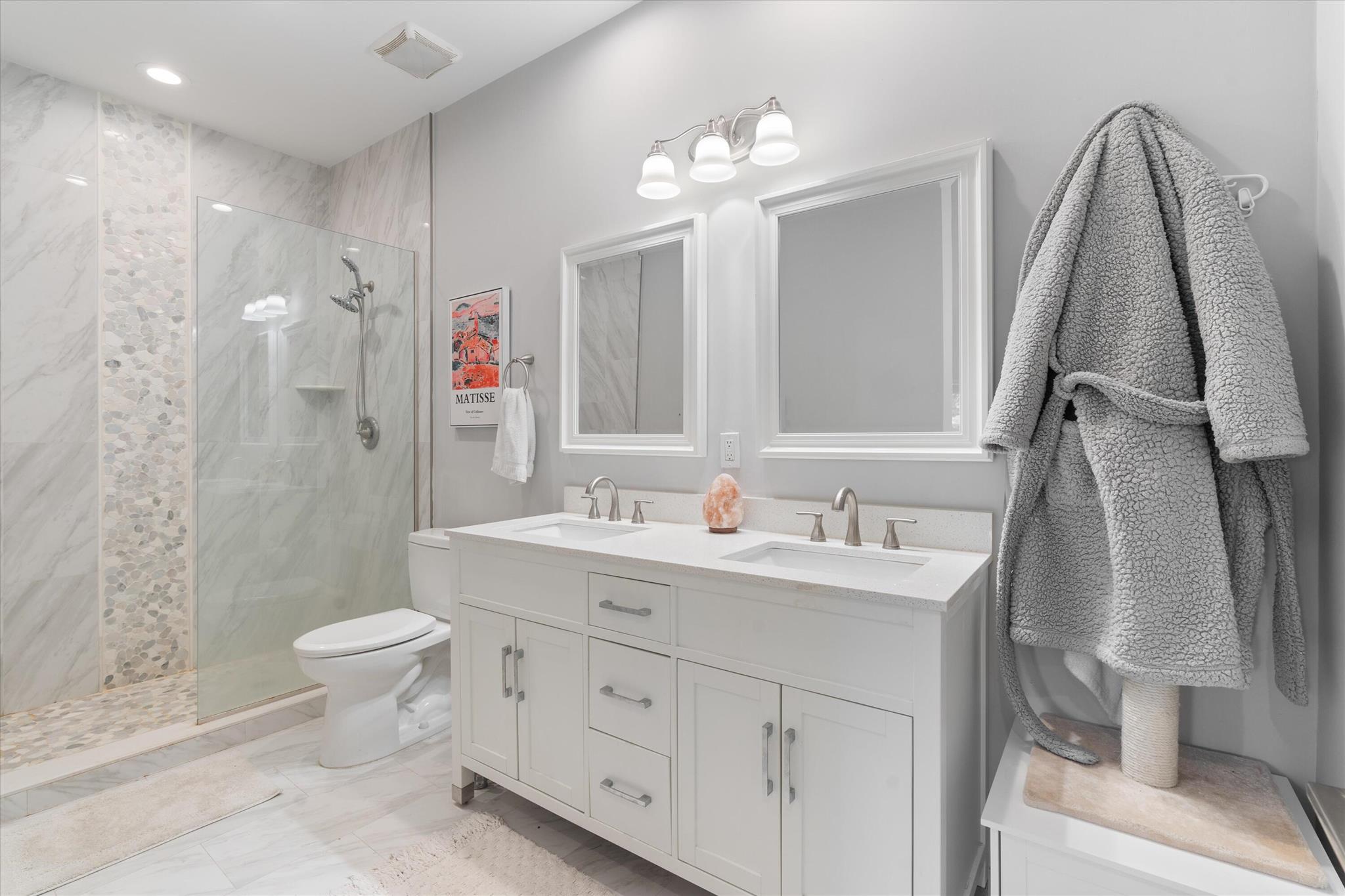 2311 NE Ne 47 St Street