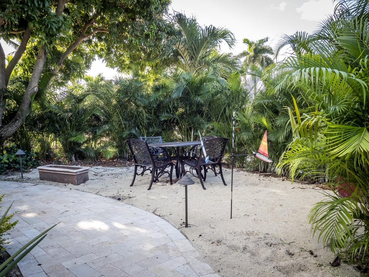 2311 NE Ne 47 St Street