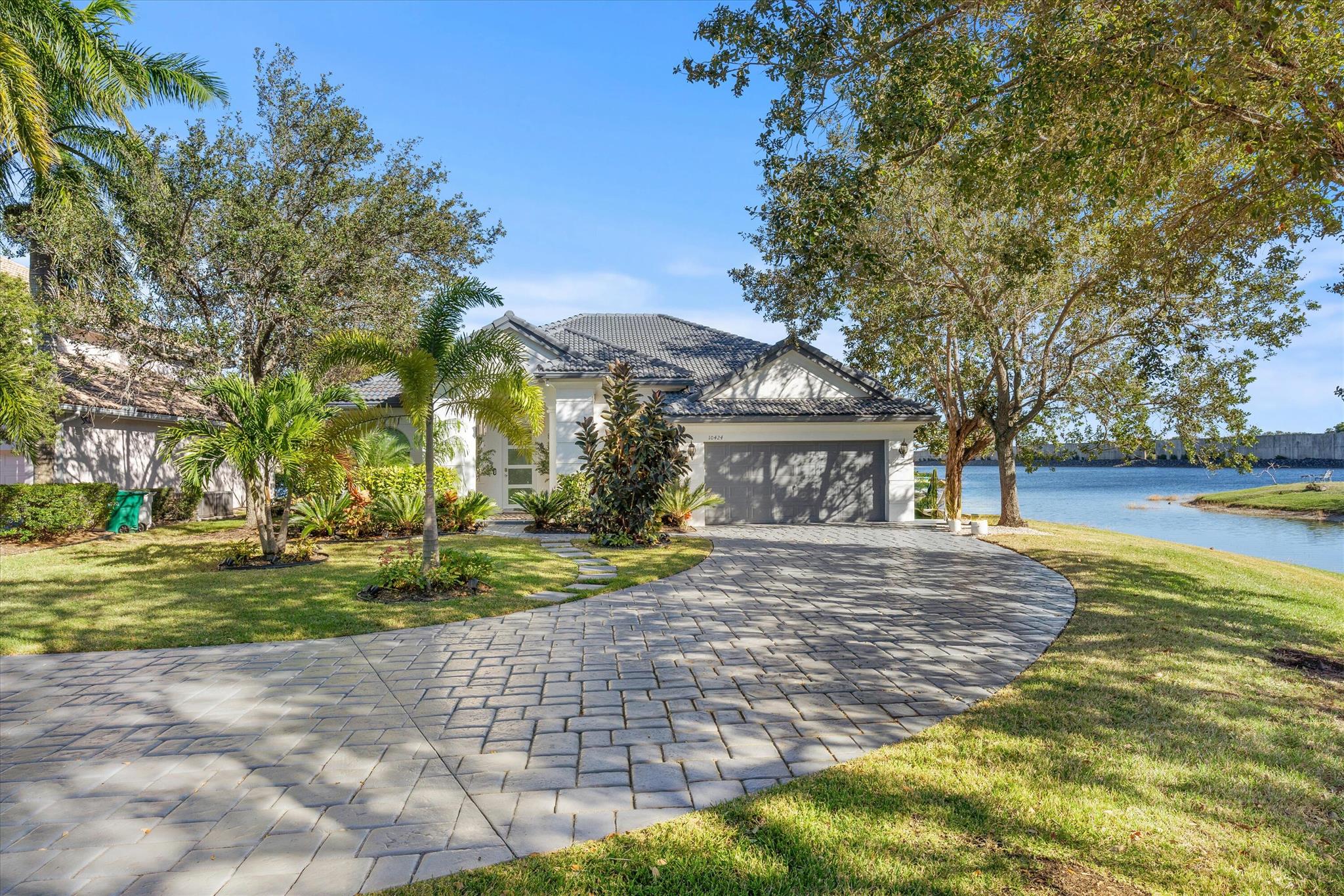 10424 NW 59 Place